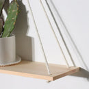 Estanterías de pared de madera estilo boho chic: decoración artesanal para sala de estar y dormitorio
